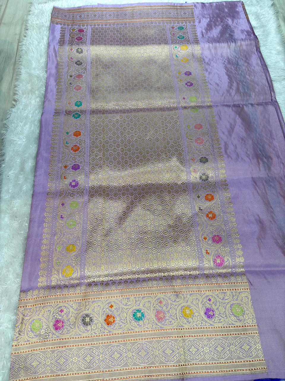 Lavender Heirloom – Premium Tissue Kadhua Handloom Saree with Multicolour Floral Border