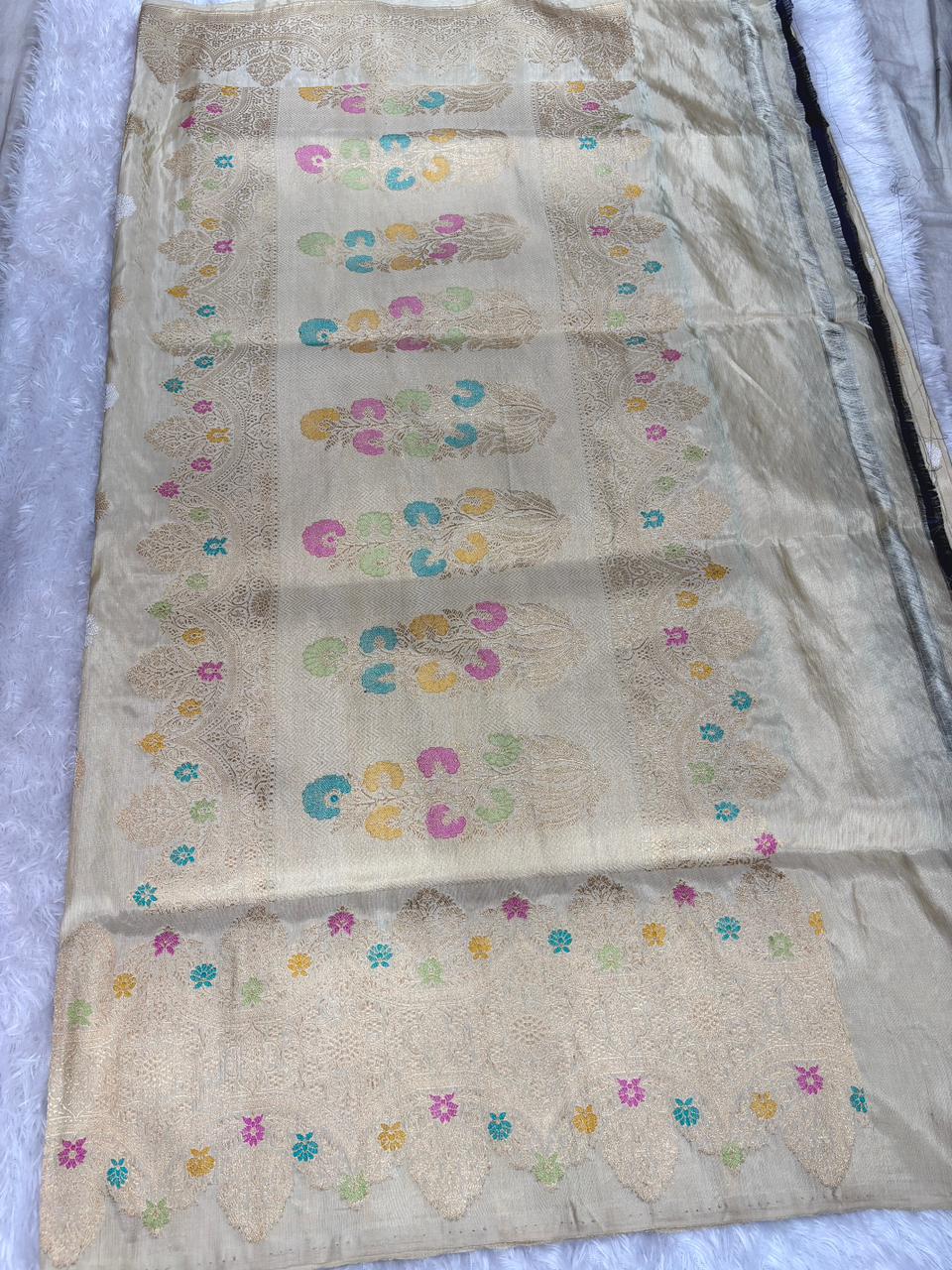 Ivory Champagne Premium Tissue Kadhua Handloom Saree with Pastel Meenakari Border