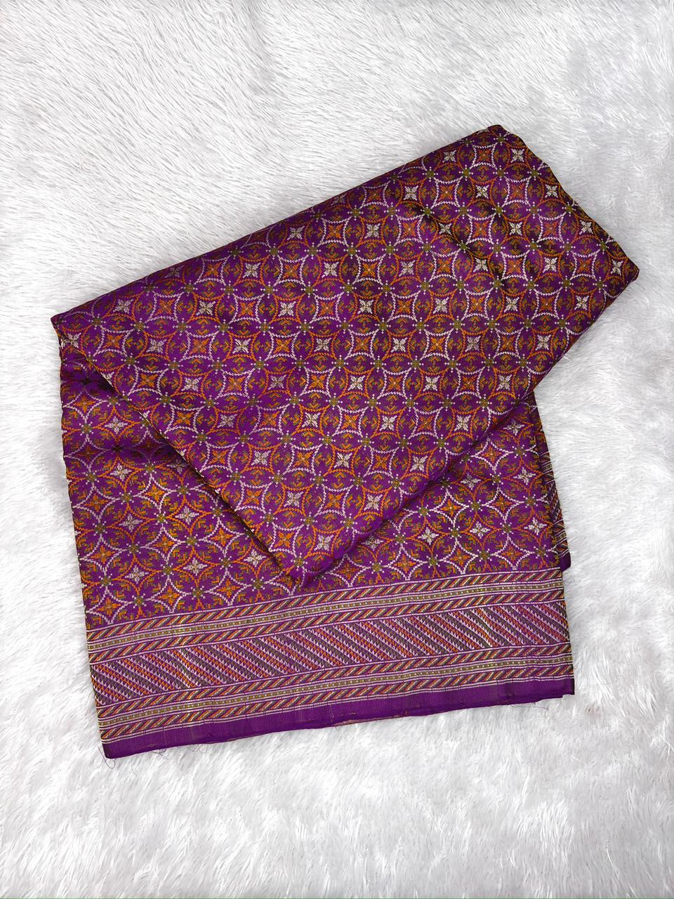 Royal Magenta Katan Silk Jamawar Saree with Intricate Jal Weaving