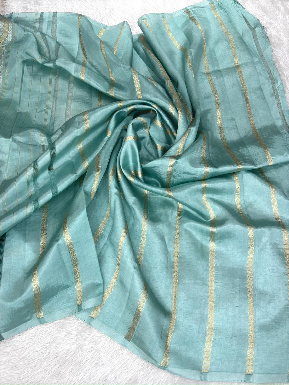 Serene Teal Half-and-Half Katan Kadhua Handloom Saree