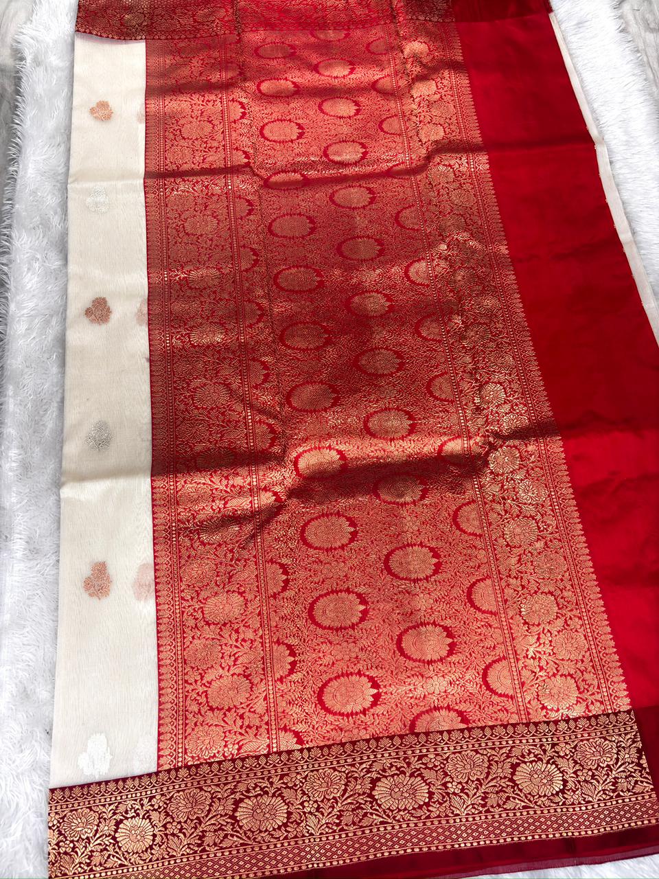 Ivory Elegance Kora Silk Designer Saree with Regal Red Zari Pallu