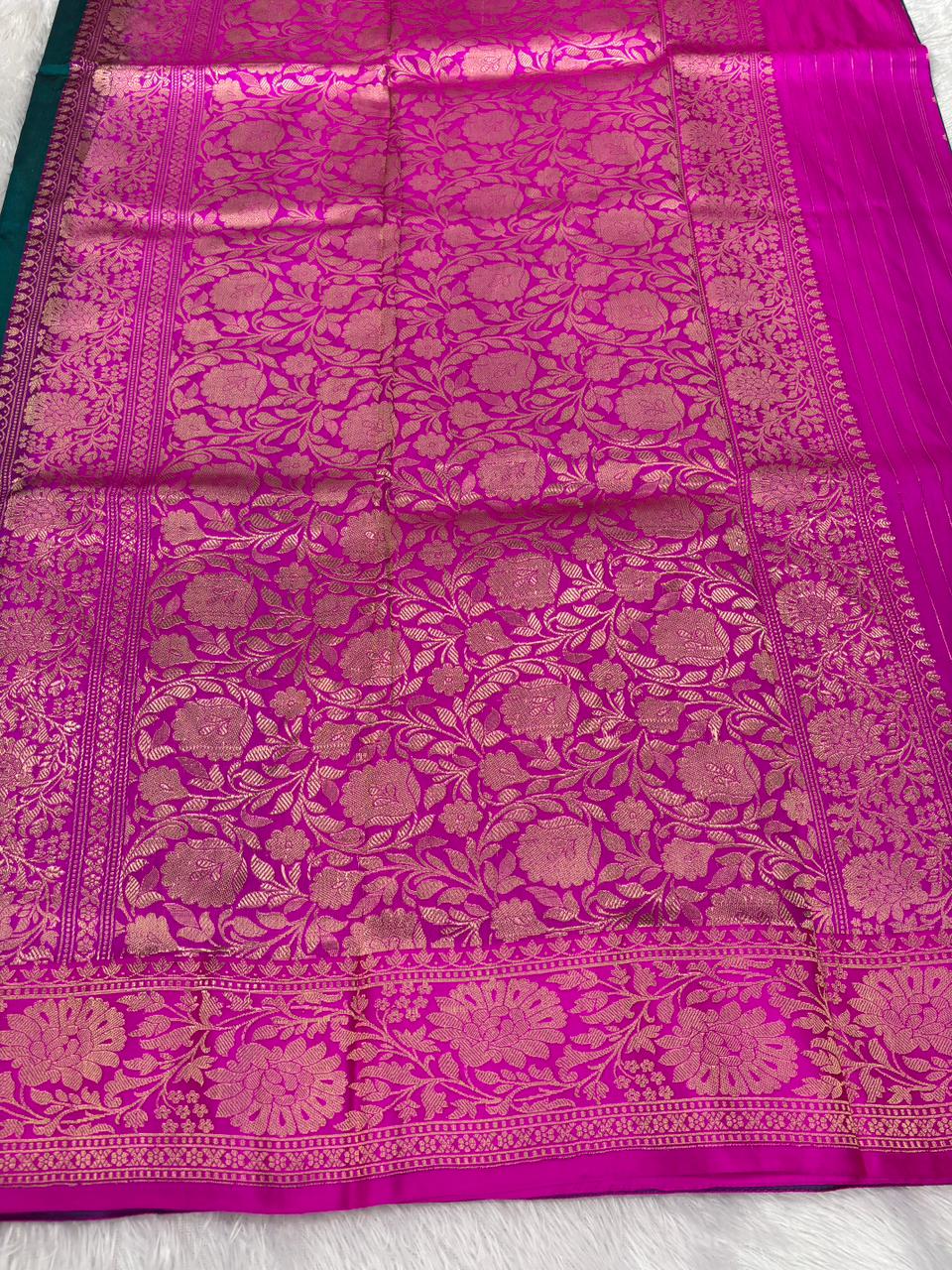 Emerald Green Katan Silk Kadhua Boota Handloom Banarasi Saree with Rani Pink Zari Border