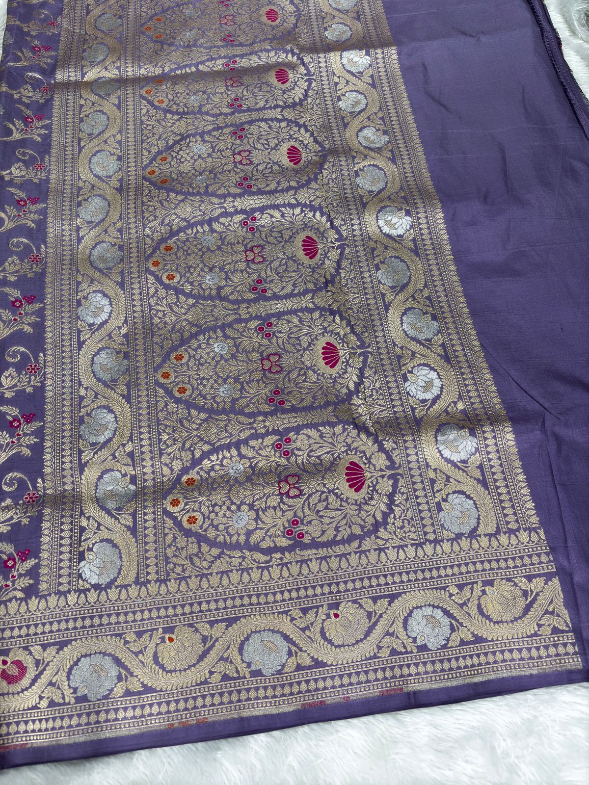Lavender Mauve Katan Silk Banarasi Saree | Allover Silver & Gold Jungla Meenakari | Traditional Cutwork Border & Pallu