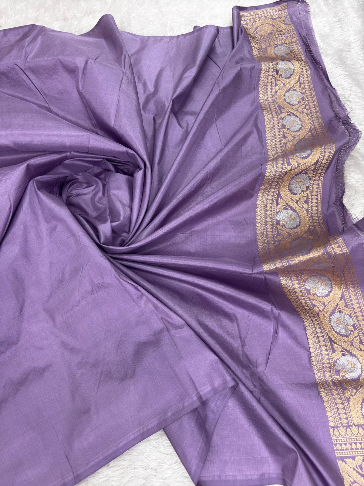 Lavender Mauve Katan Silk Banarasi Saree | Allover Silver & Gold Jungla Meenakari | Traditional Cutwork Border & Pallu