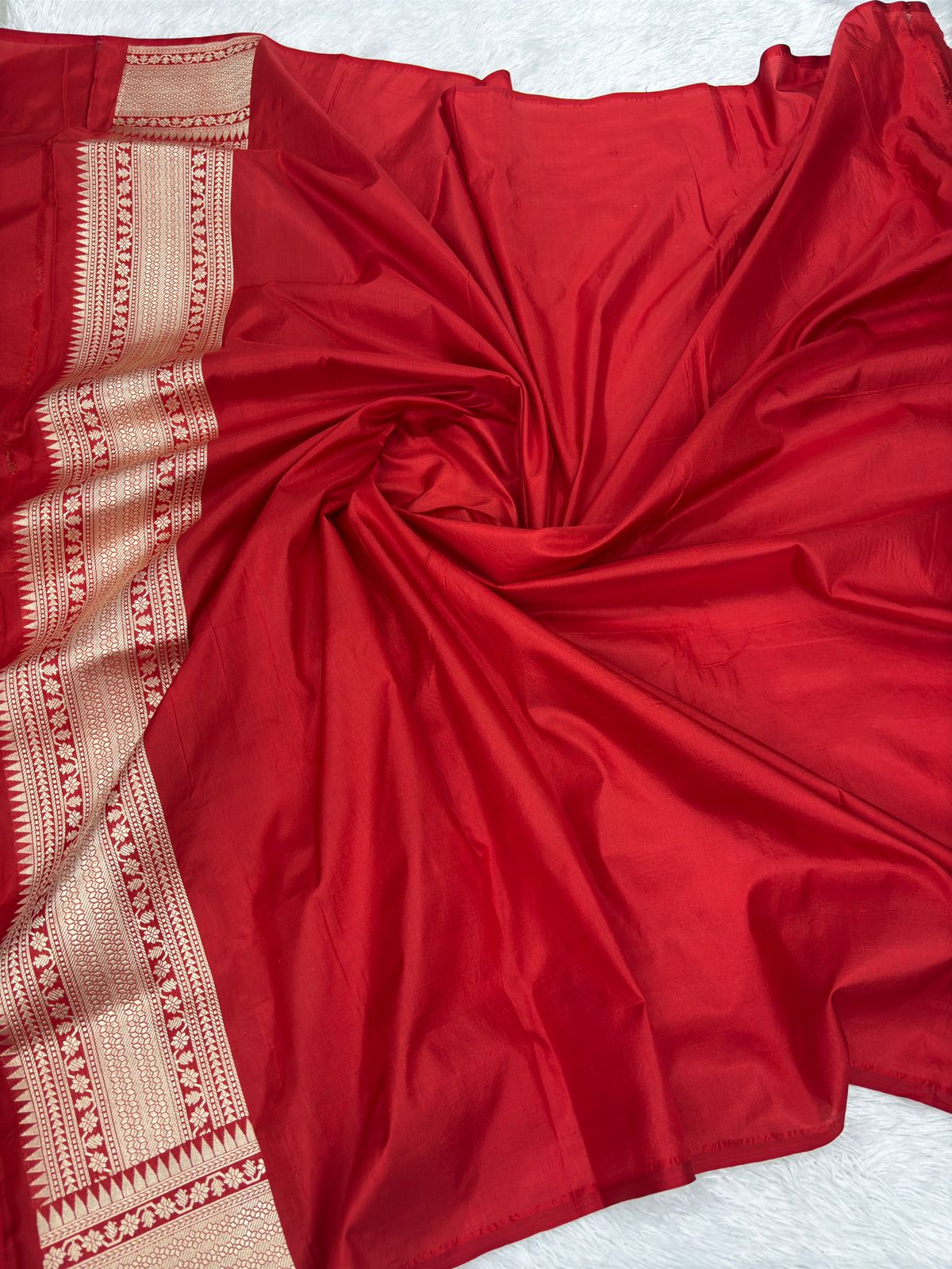 Royal Crimson Red Katan Silk Banarasi Saree Meenakari Buta Design
