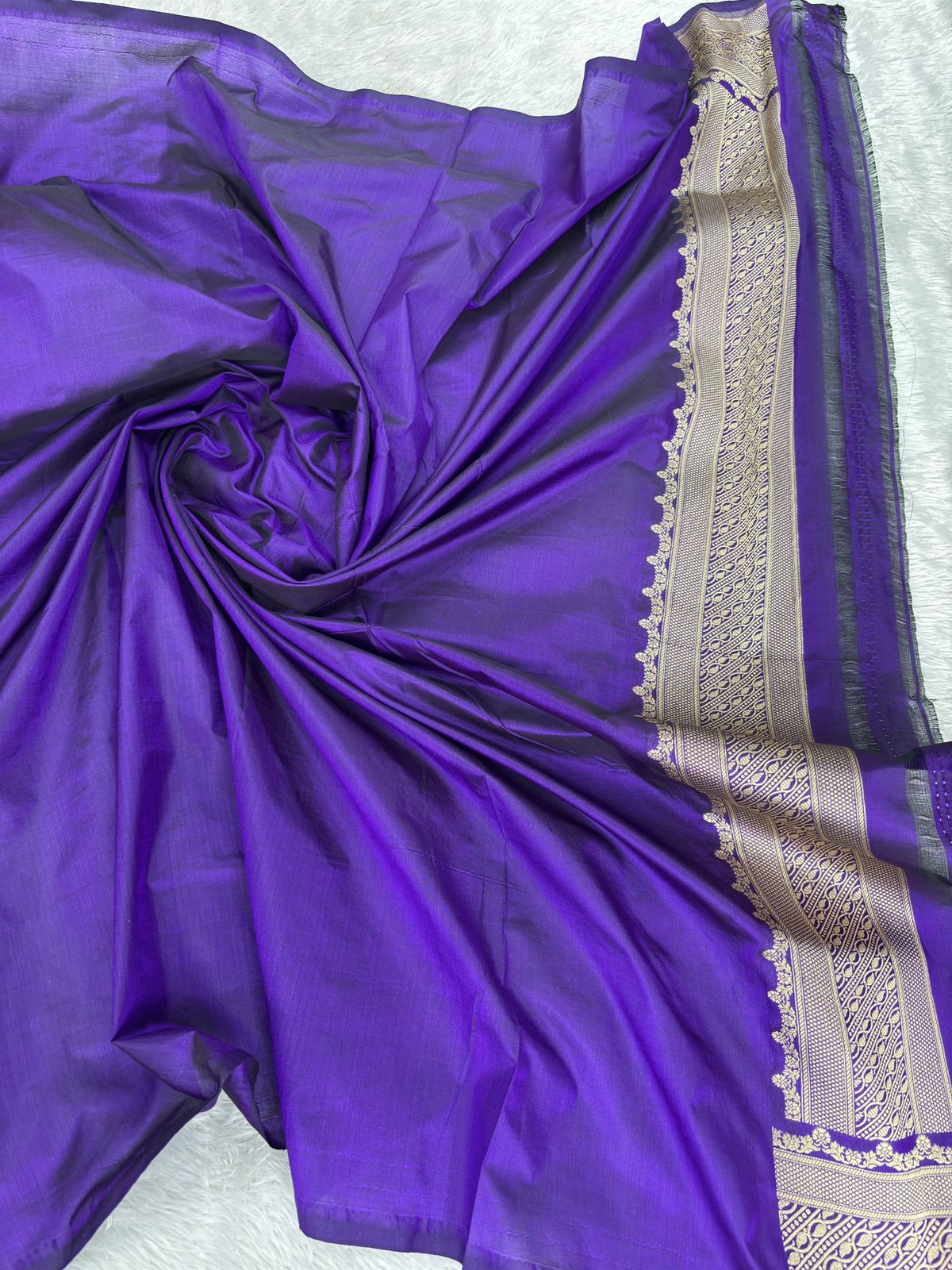 Royal Purple Banarasi Katan Silk Saree | Silver Zari Wavy Meenakari Pattern | Designer Broad Border & Pallu