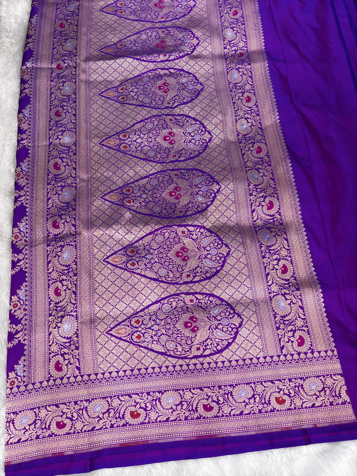 Vibrant Violet Banarasi Katan Silk Saree with Meenakari Floral Jaal and Traditional Paisley Pallu