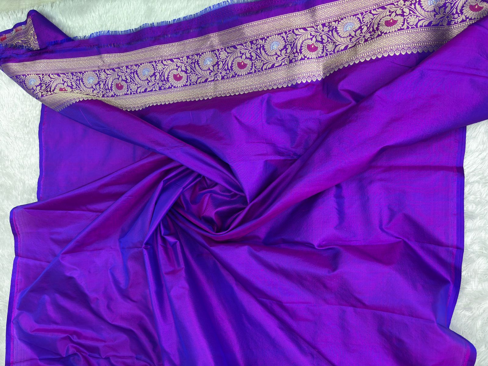 Vibrant Violet Banarasi Katan Silk Saree with Meenakari Floral Jaal and Traditional Paisley Pallu