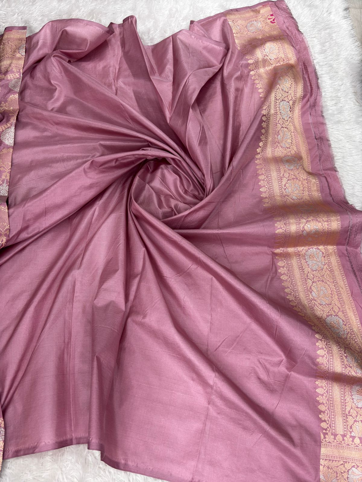 Onion Pink Pure Katan Silk Banarasi Saree with Silver Zari Jaal & Meenakari Cutwork