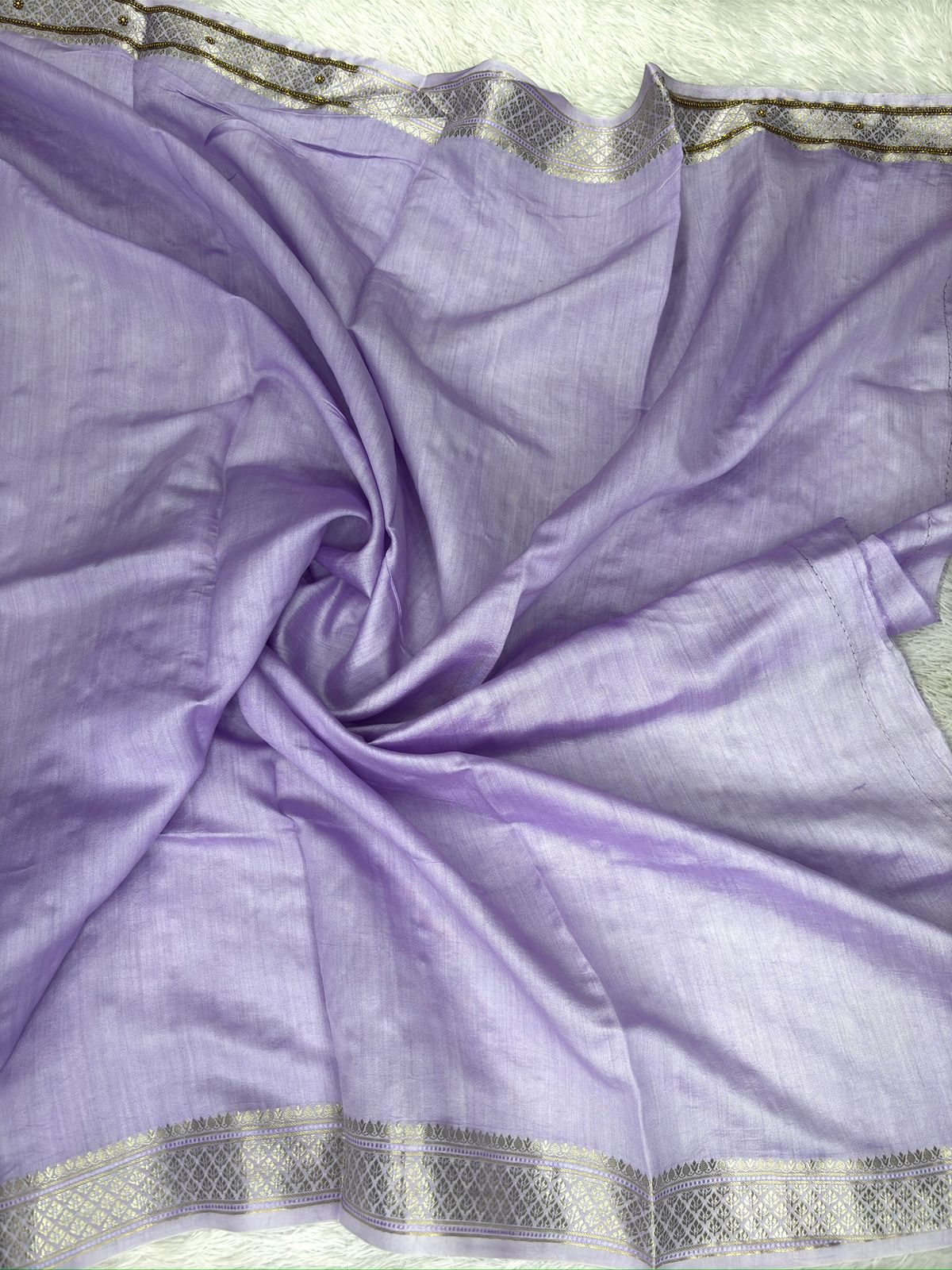 Royal Lavender Banarasi Saree with Zari Border and Hand-Studded Booti