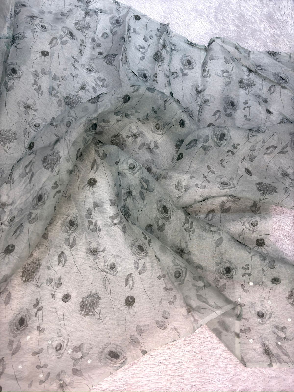 Sage Garden Elegance: Handloom Saree with Botanical Prints & Hand-Embellished Zari Scallops