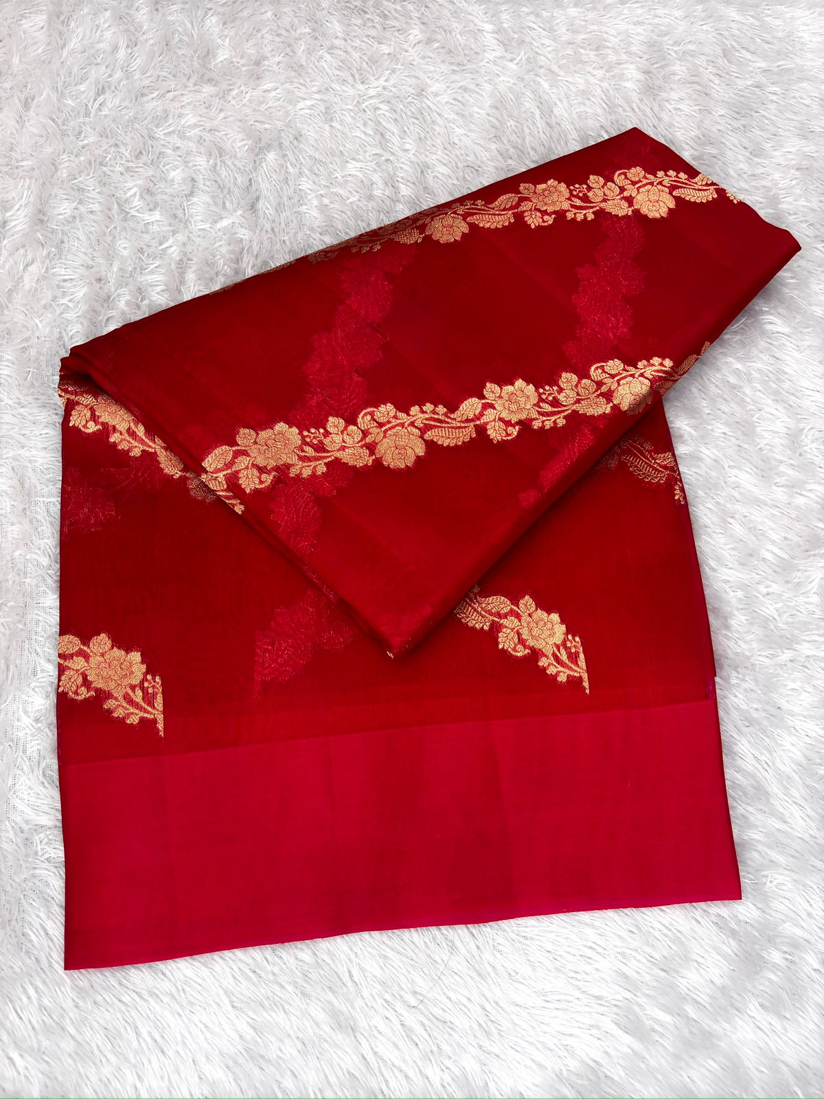 Bridal Red Kora Designer Kadhua Handloom Banarasi Saree with Rich Floral Zari Jaal