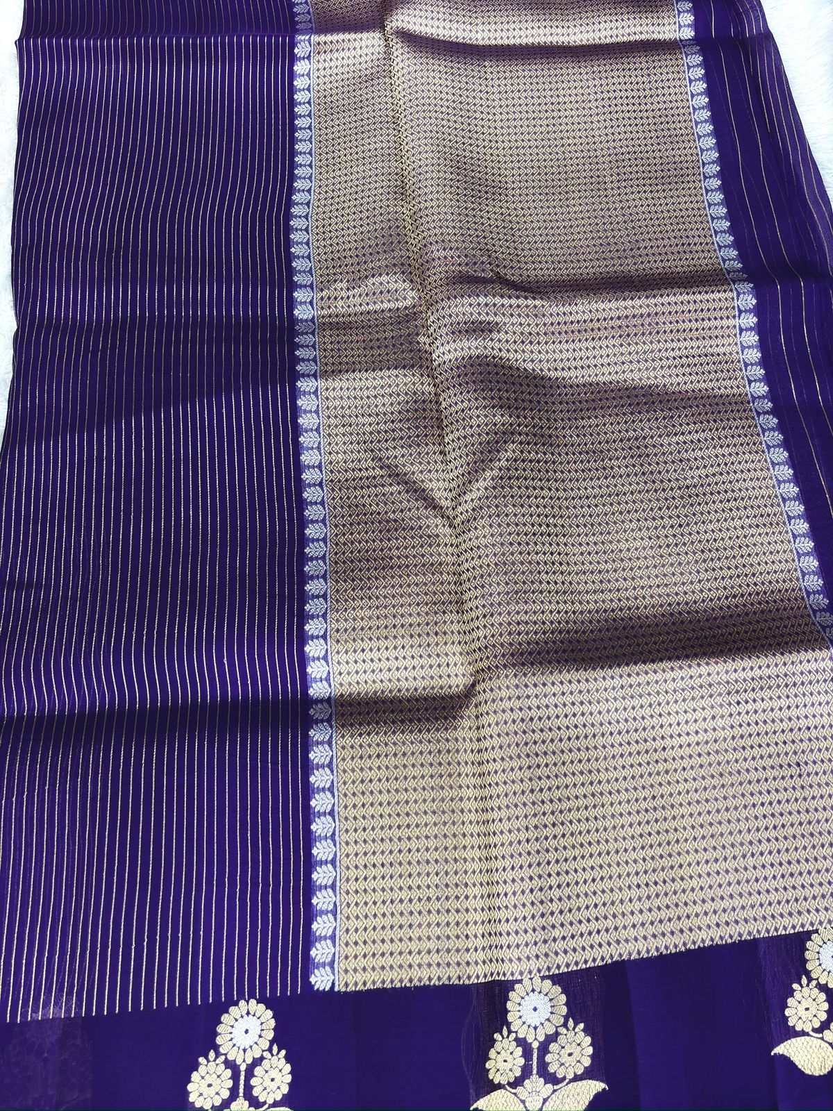 Royal Violet Kora Designer Kadhua Handloom Banarasi Saree with Antique Zari Pallu