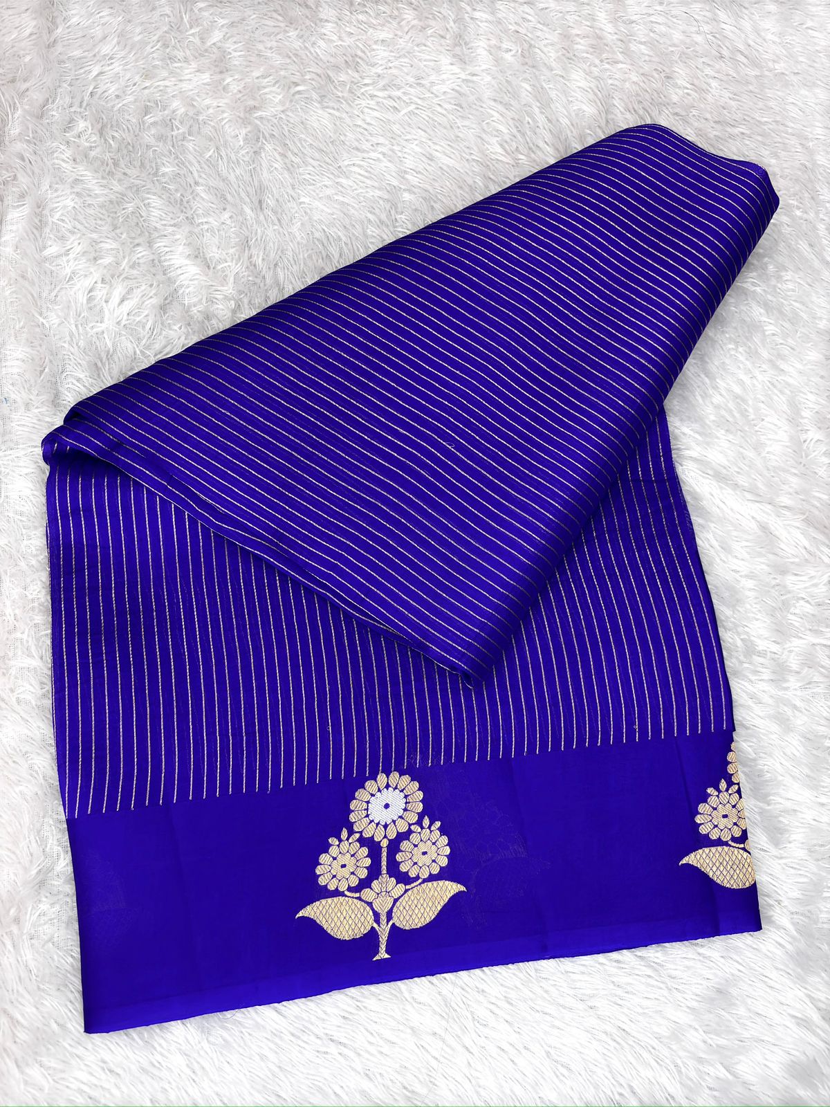 Royal Blue Kora Designer Kadhua Handloom Banarasi Saree with Antique Zari Pallu