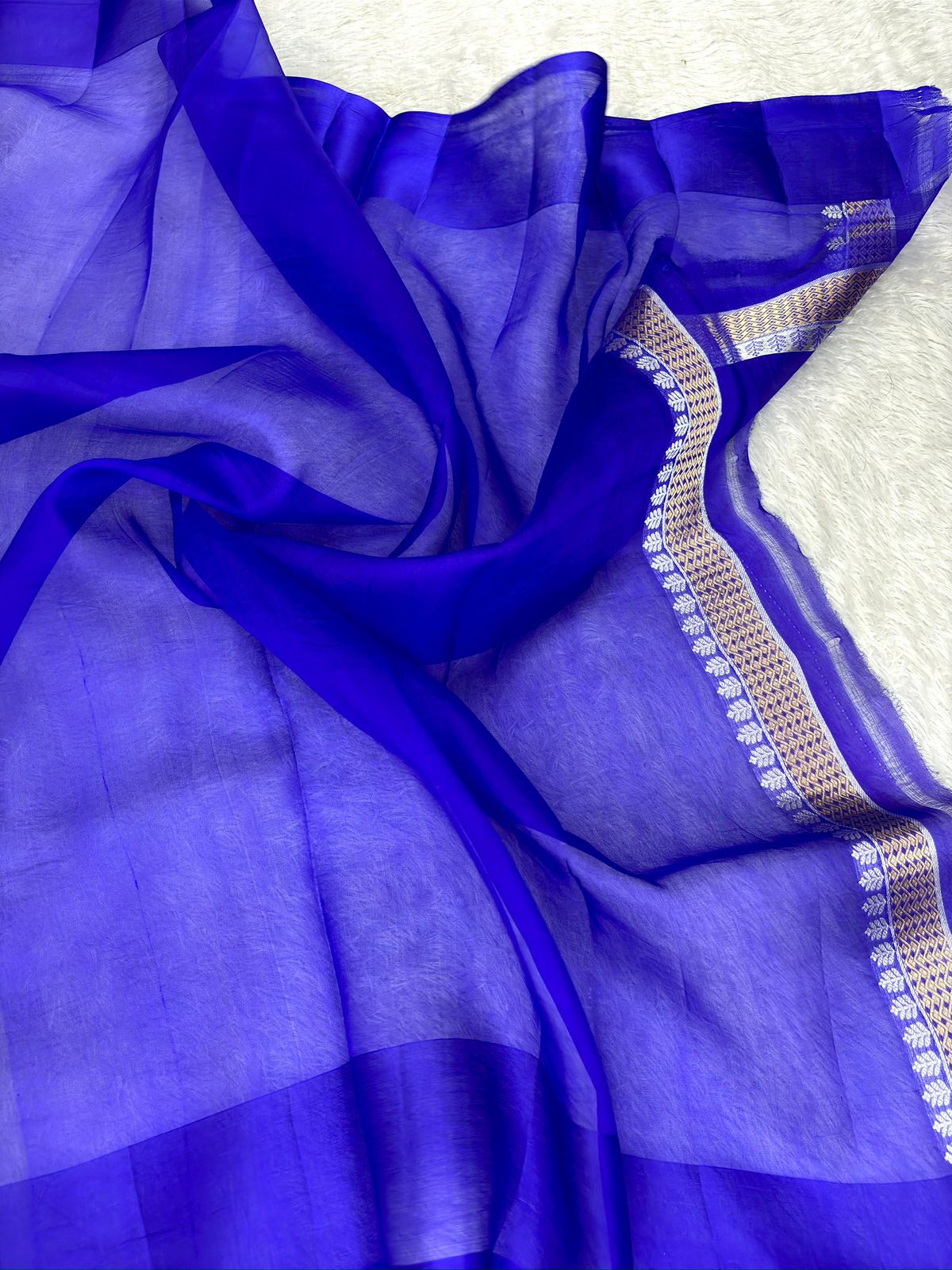 Royal Blue Kora Designer Kadhua Handloom Banarasi Saree with Antique Zari Pallu