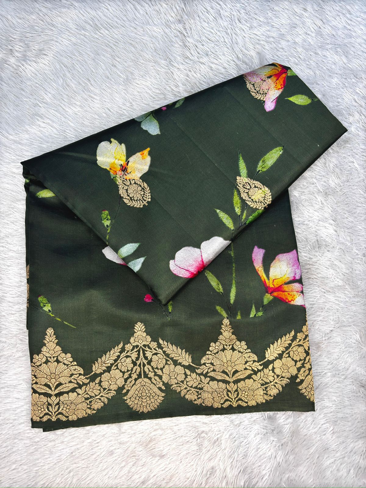 Bottle Green Lightweight Katan Silk Kadhua Banarasi Saree with Floral Print & Rich Zari Border