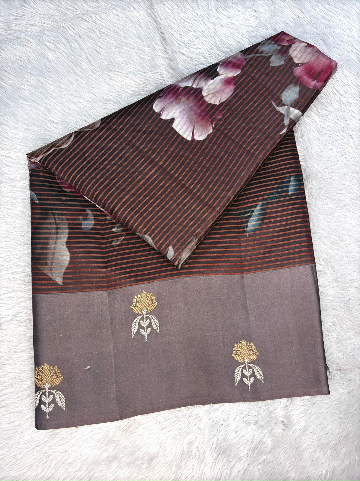 Charcoal Grey Lightweight Katan Silk Kadhua Banarasi Saree with Floral Print & Zari Pallu