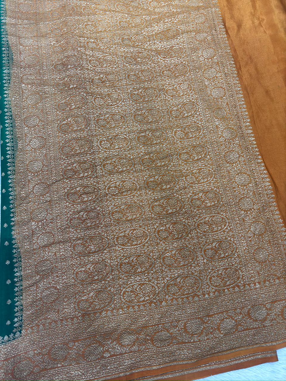 Emerald Green Crepe Georgette Handloom Saree with Rich Gold Zari Weaving