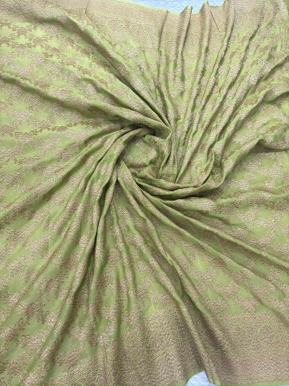 Royal Purple Pure Crepe Georgette Handloom Saree with Antique Gold Zari Weaving