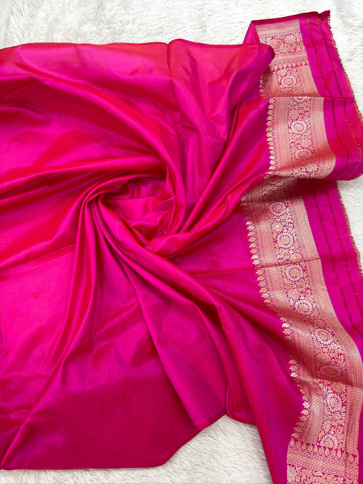 Rani Pink Katan Jungla Meenakari Cutwork Handloom Saree