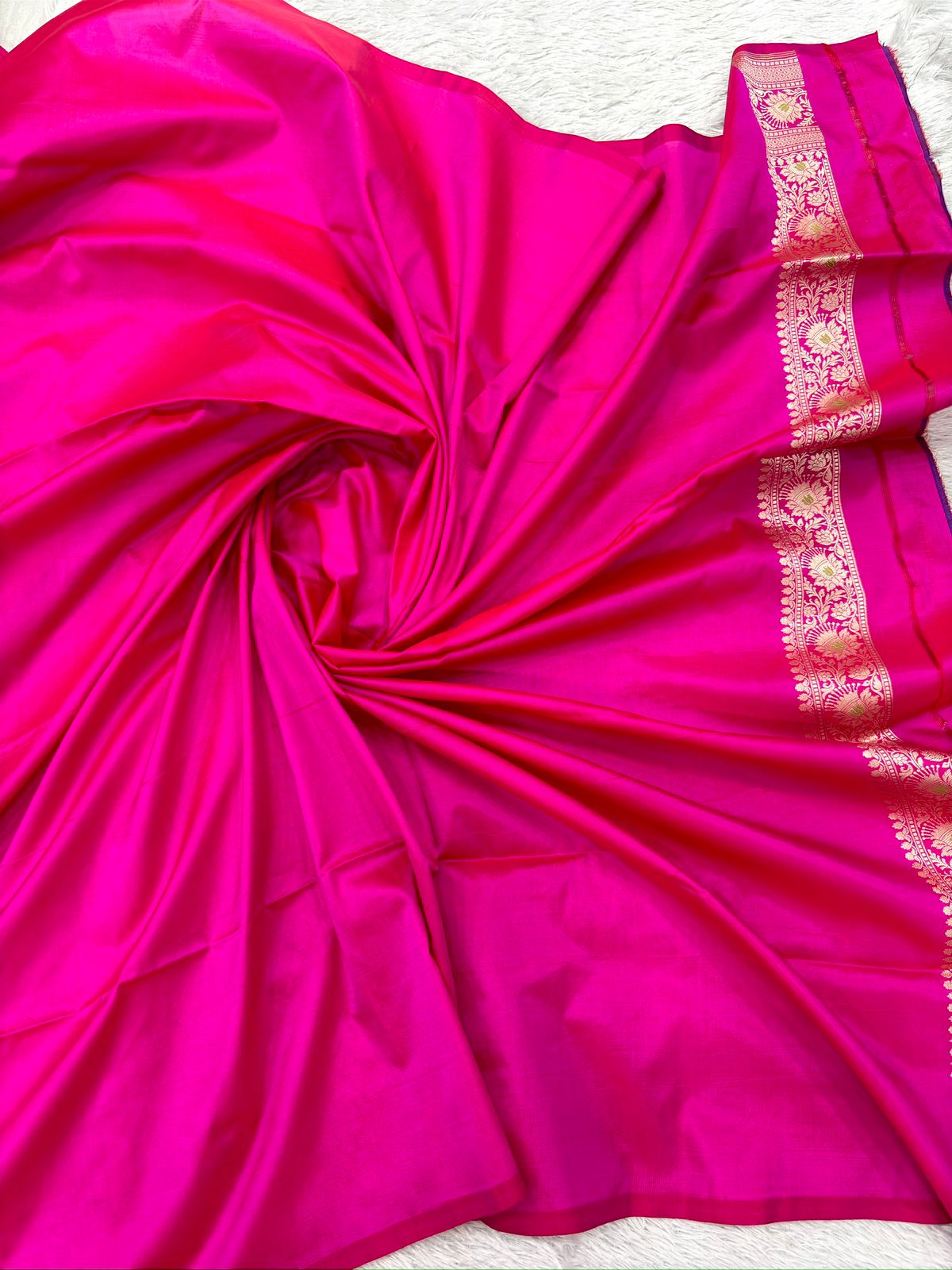 Rani Pink Katan Silk Meenakari Cutwork Handloom Saree