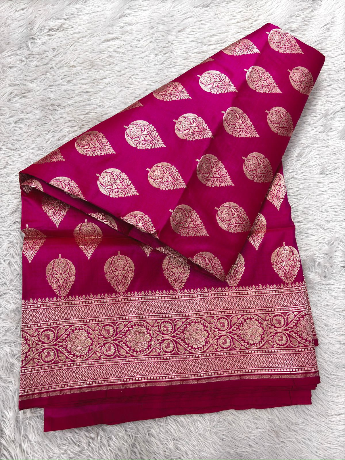 Rani Pink Katan Silk Meenakari Cutwork Handloom Banarasi Saree