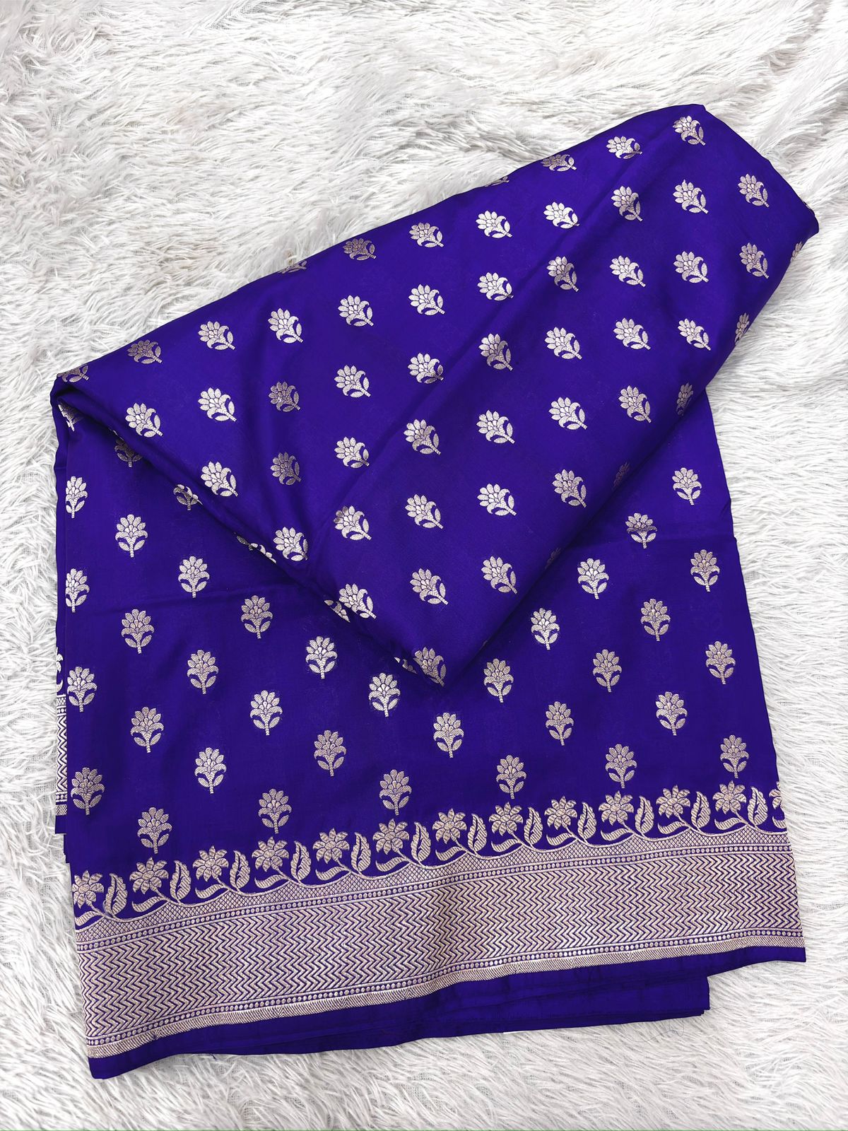 Royal Blue Katan Silk Cutwork Handloom Banarasi Saree