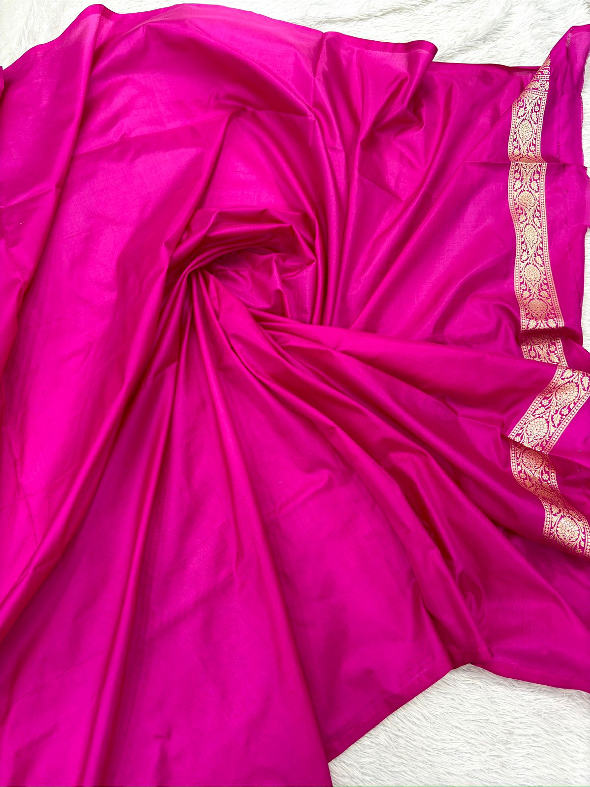 Rani Pink Pure Katan Silk Handloom Banarasi Saree