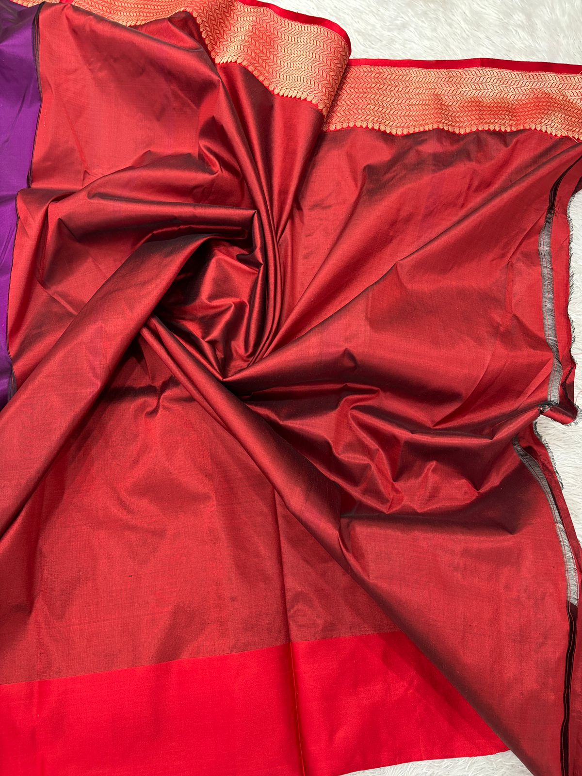 Royal Plum Purple & Crimson Red Handloom Banarasi Katan Silk Saree | Antique Gold Zari Kadhua Floral Bunch Booti