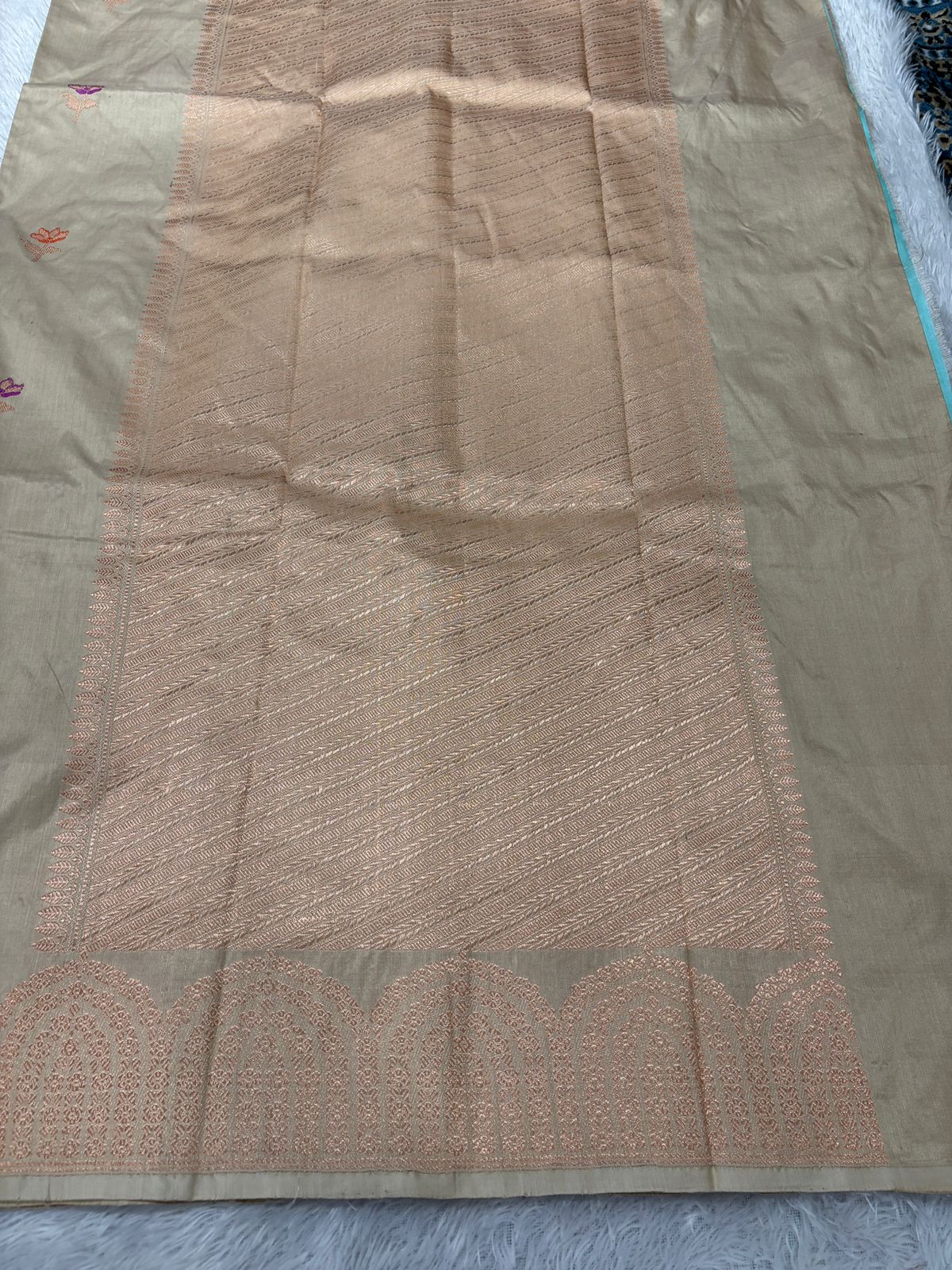 Metallic Champagne Beige Handloom Banarasi Katan Silk Saree | Rose Gold Zari Kadhua Floral Booti & Scalloped Arch Pallu