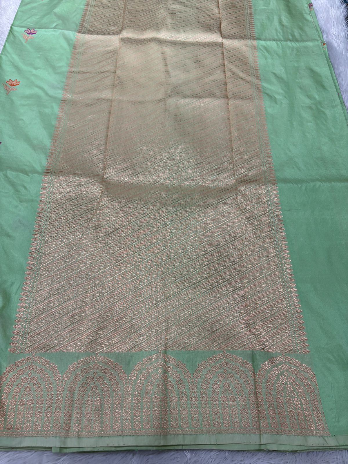 Pistachio Mint Green Handloom Banarasi Katan Silk Saree | Rose Gold Zari Kadhua Floral Booti & Scalloped Arch Pallu