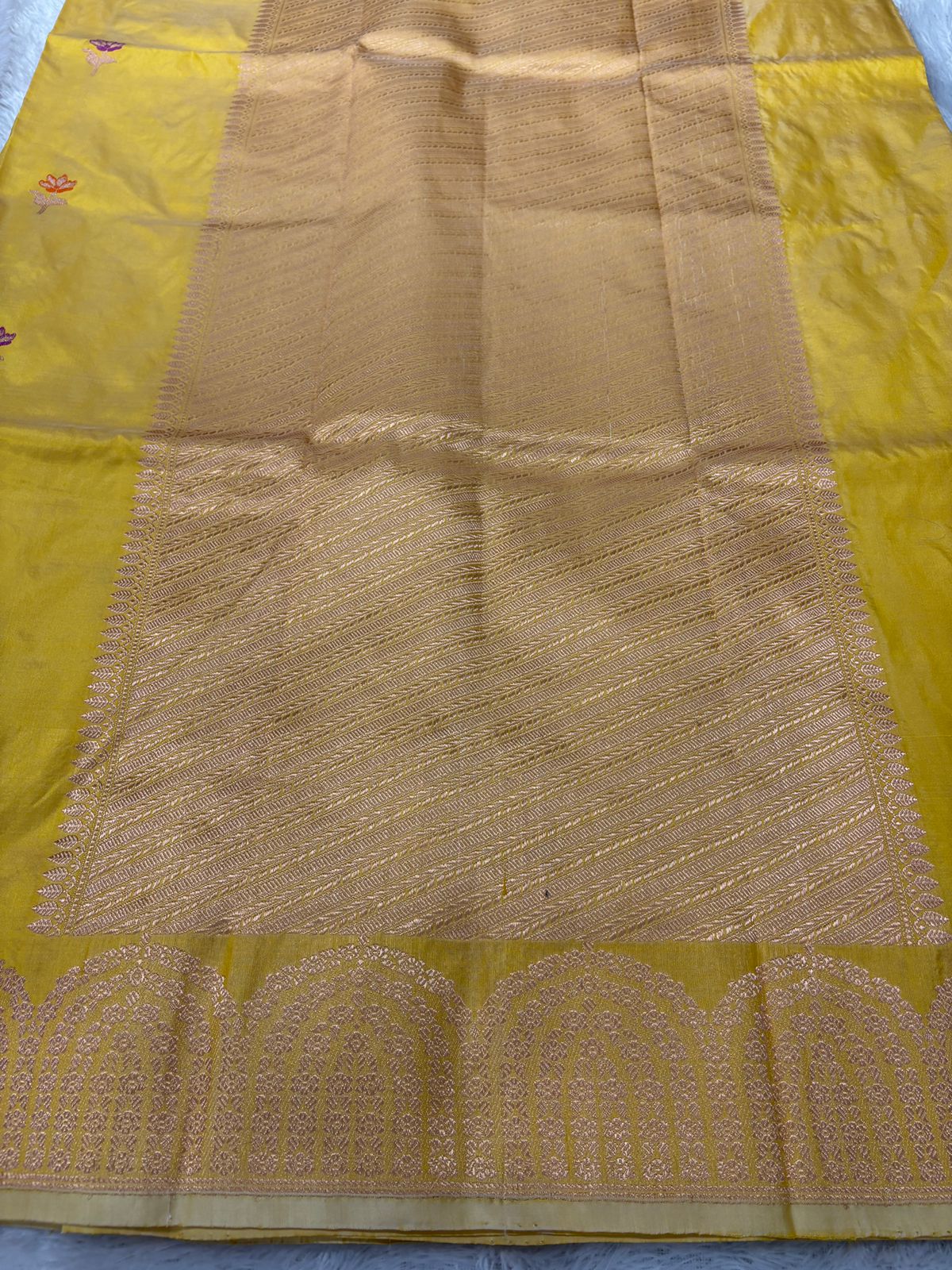 Haldi Yellow Handloom Banarasi Katan Silk Saree | Rose Gold Zari Kadhua Floral Booti & Scalloped Arch Pallu