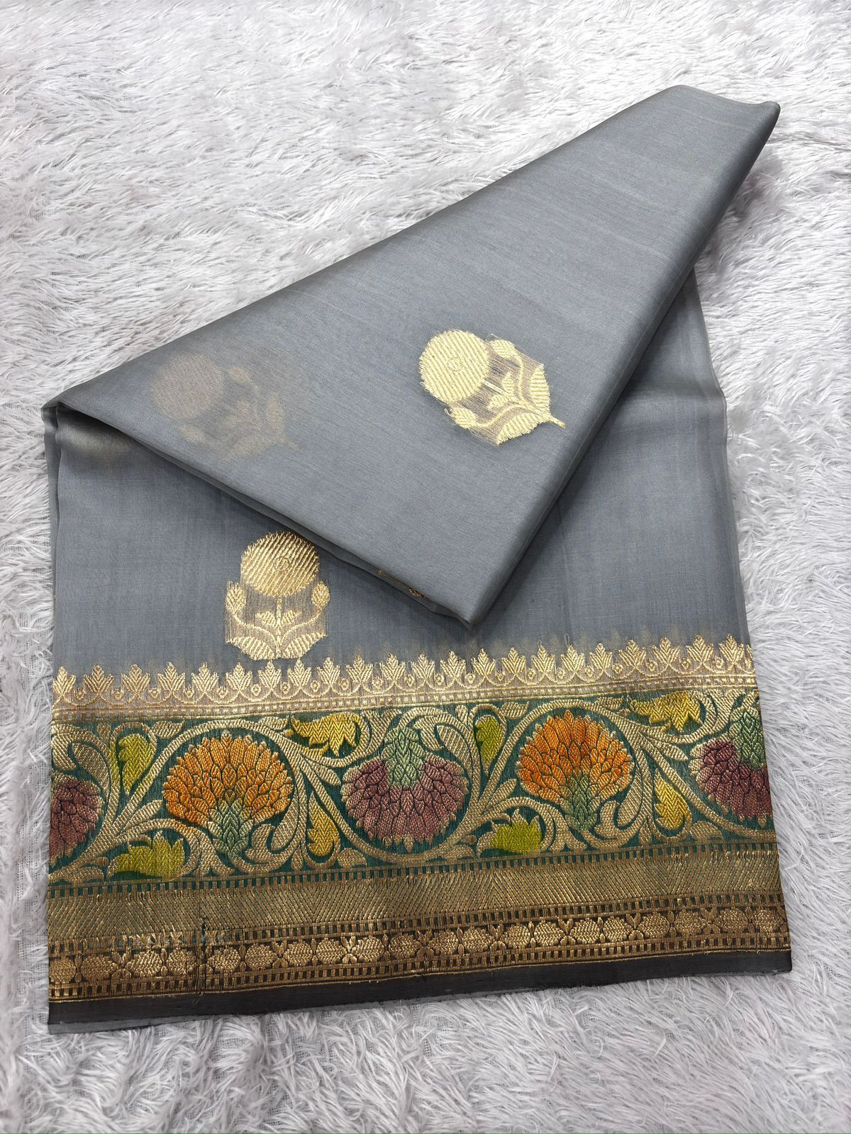 Smoky Grey Kora Designer Kadhua Handloom Banarasi Saree