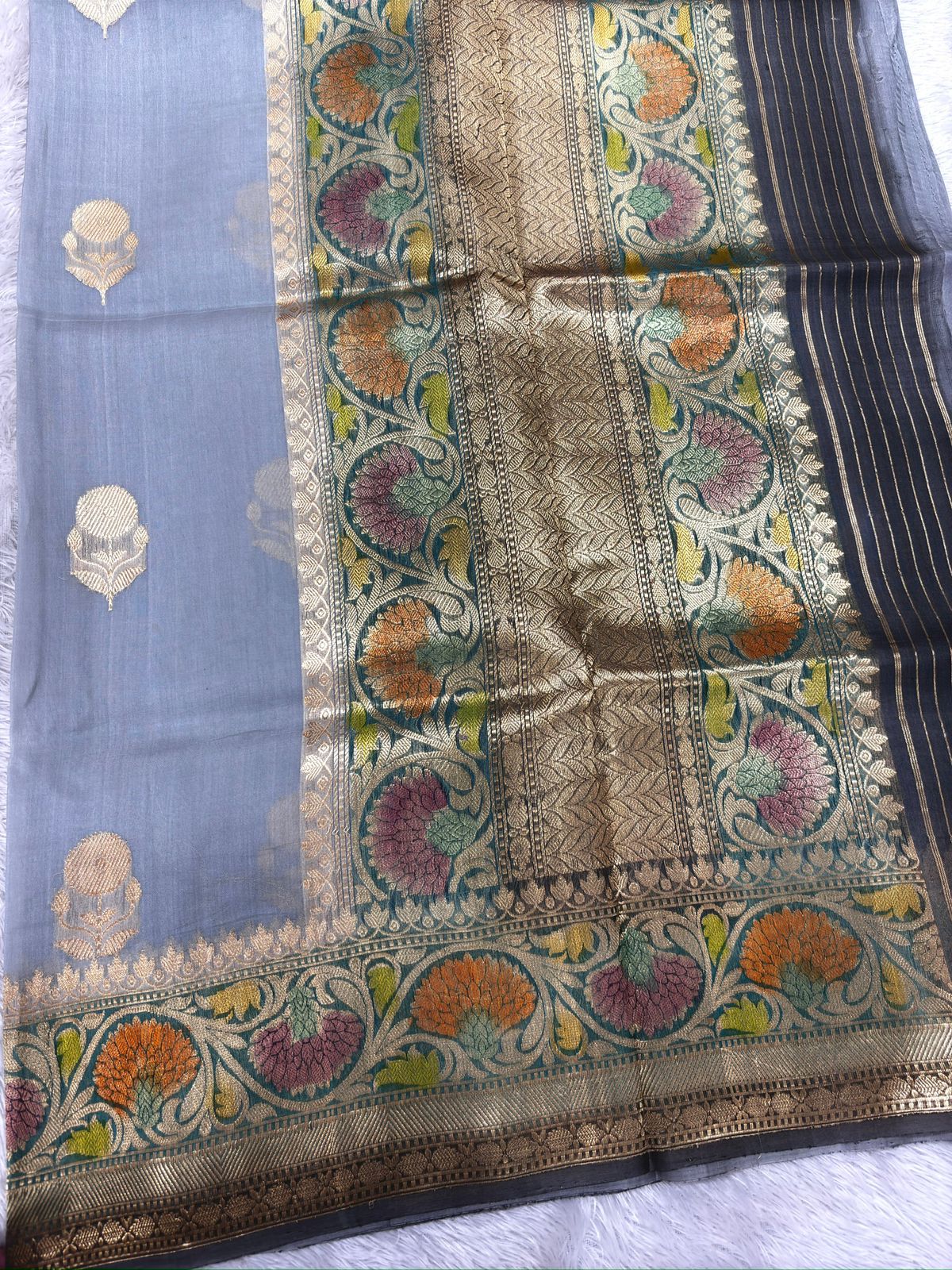 Smoky Grey Kora Designer Kadhua Handloom Banarasi Saree