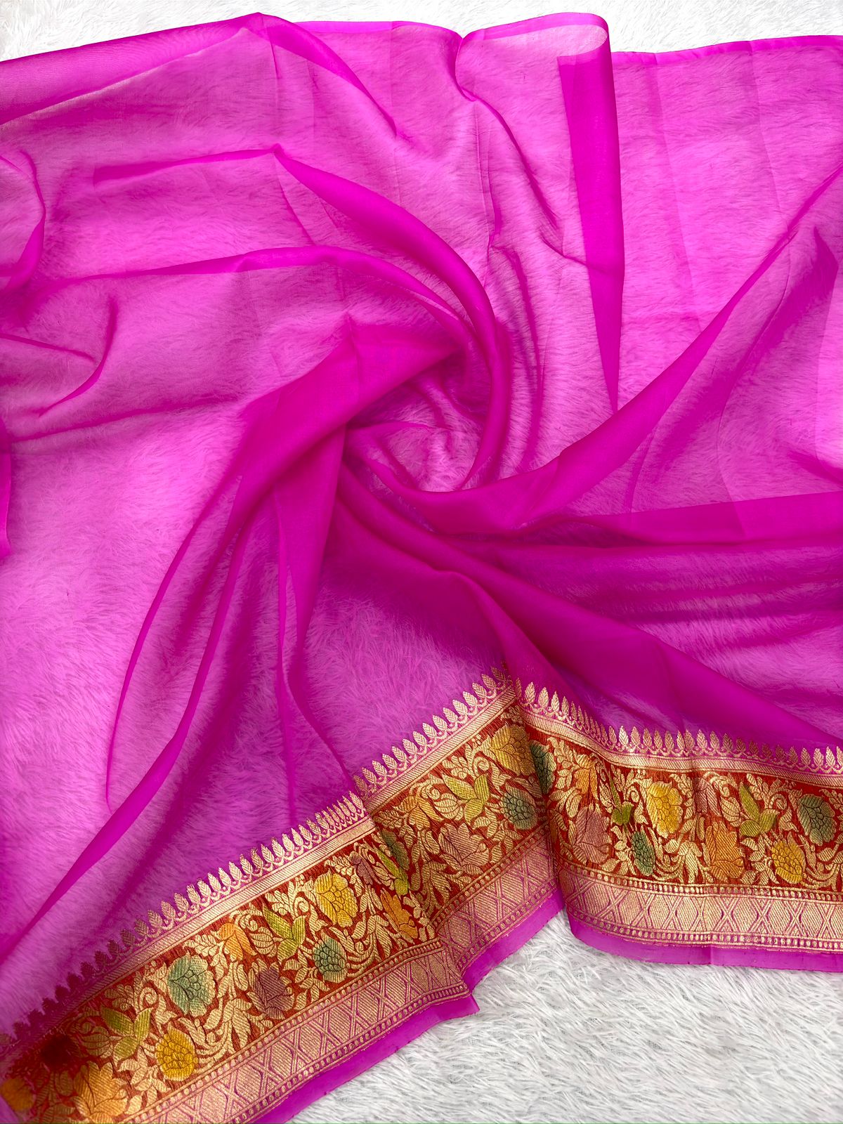 Rani Pink Kora Designer Kadhua Handloom Banarasi Saree