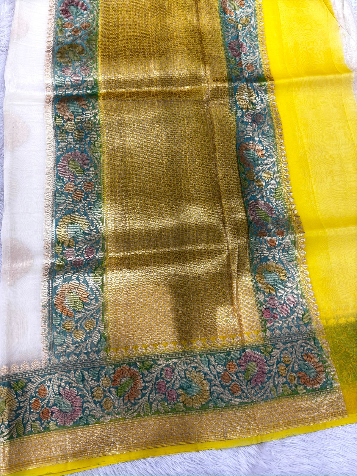 Off White Kora Designer Kadhua Handloom Banarasi Saree