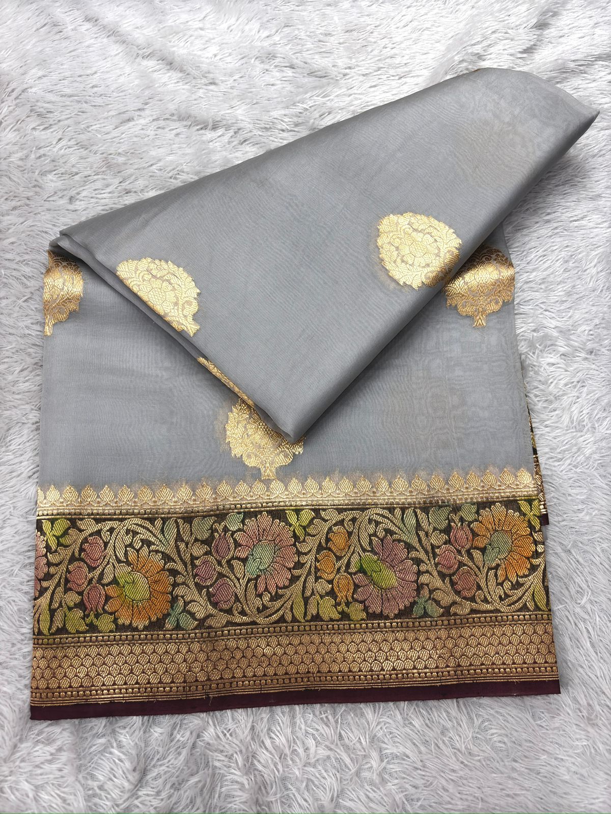 Silver Grey Kora Designer Kadhua Handloom Banarasi Saree